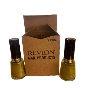 Revlon nail color 2pcs